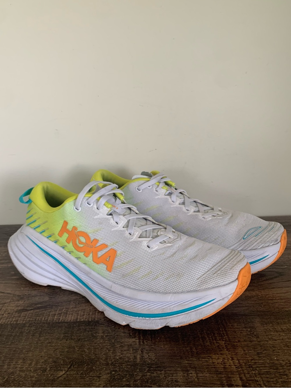 Hoka One Bondi X White Yellow  Running Shoes Men's Sz 10.5 B